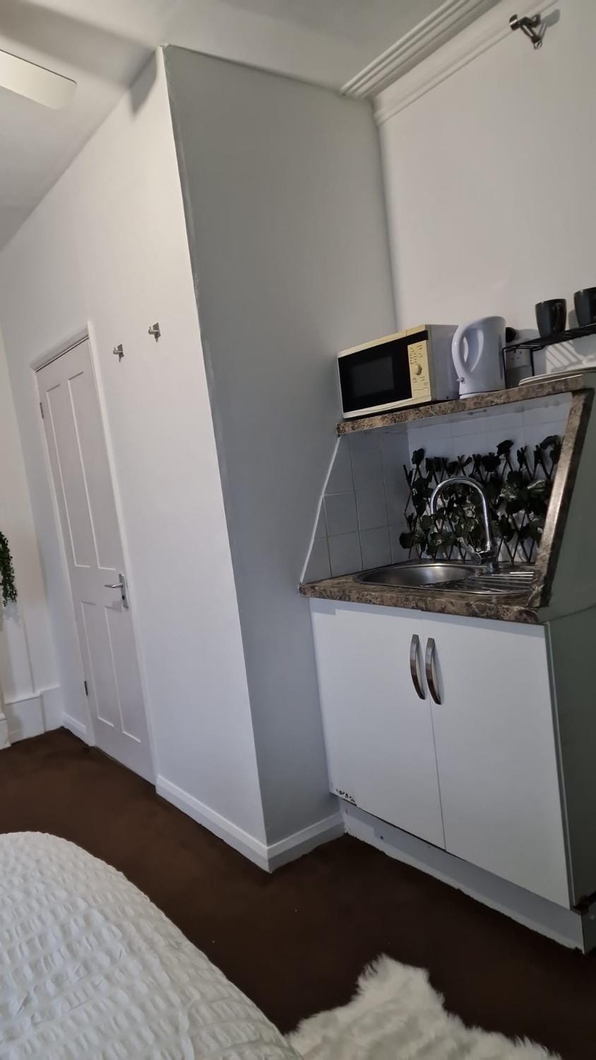Coffee/tea facilities, Kitchen or kitchenette, minibar