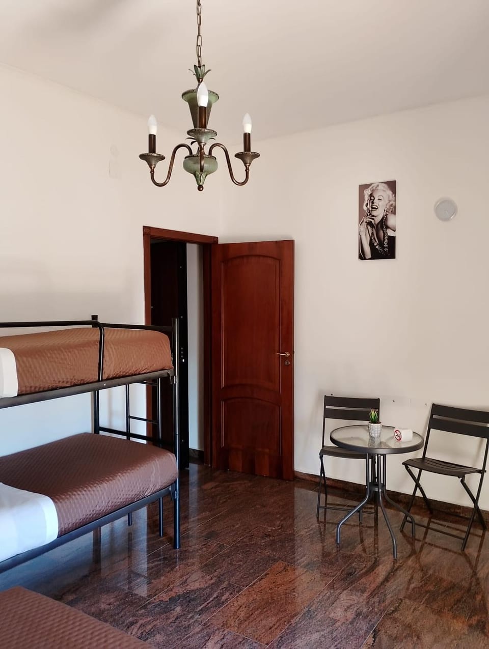 Silvana House Bed and Breakfast in Naples