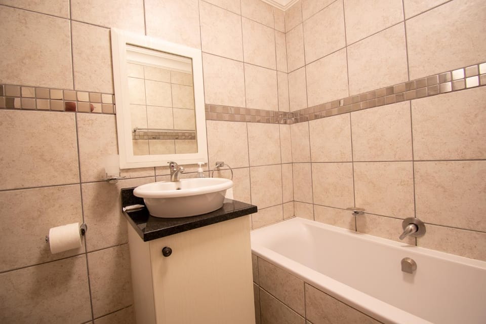 Bathroom, Bath, towels