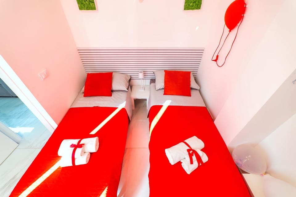 Bed, Photo of the whole room, Bedroom, towels, air conditioner