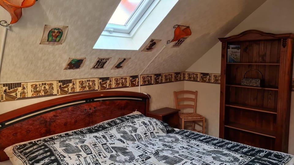 Pension Kapellenstraße - Ferienwohnung mit individueller Ausstattung - jedes Zimmer ist anders Komplette Küche Apartment in Erfurt