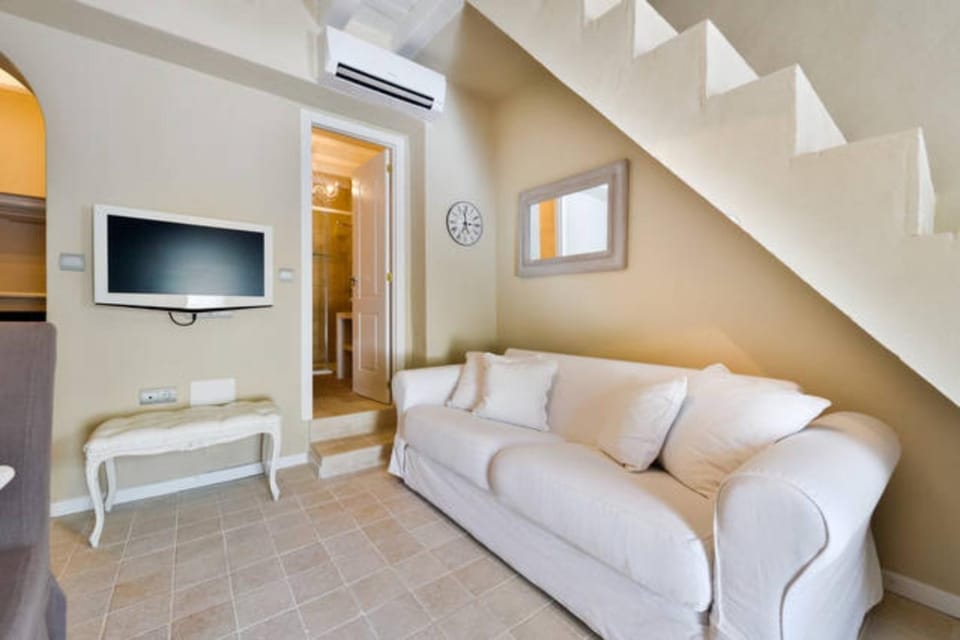 Property building, Living room