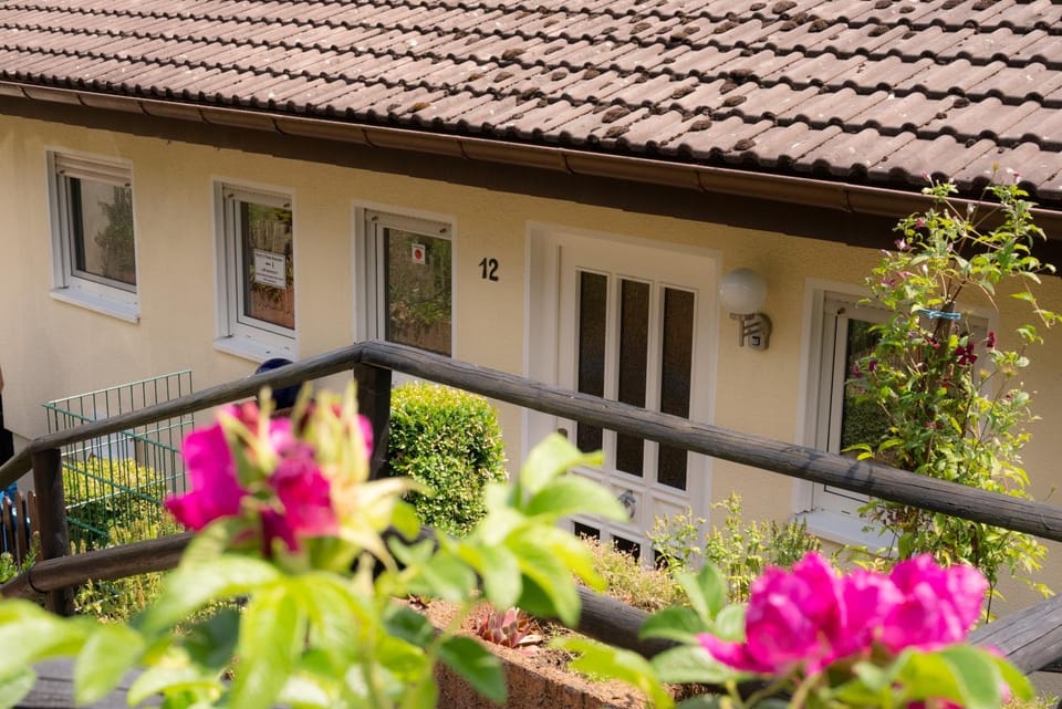 Property building, Garden, View (from property/room), Balcony/Terrace, Garden view