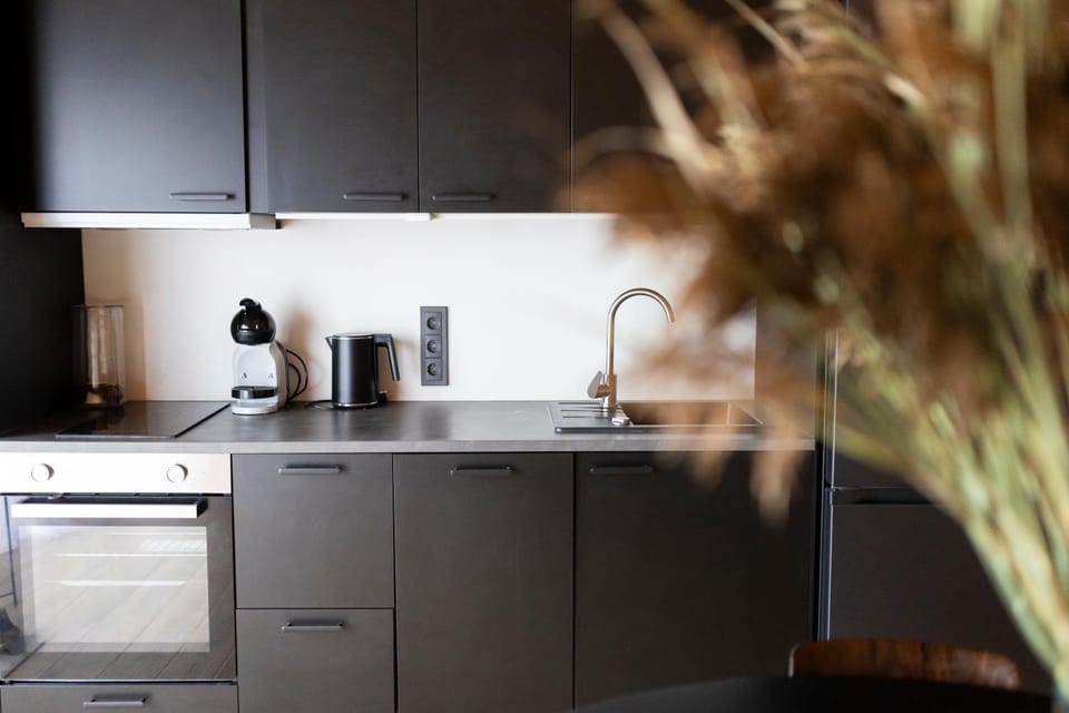 Coffee/tea facilities, Kitchen or kitchenette, pet friendly, stove