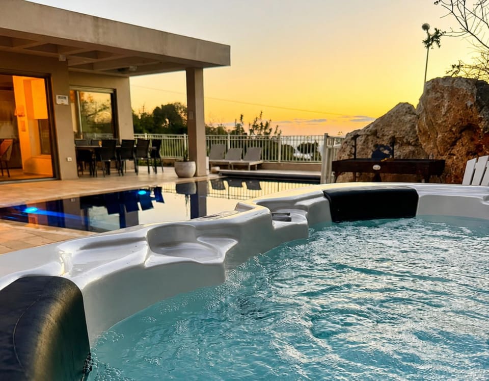 Hot Tub
