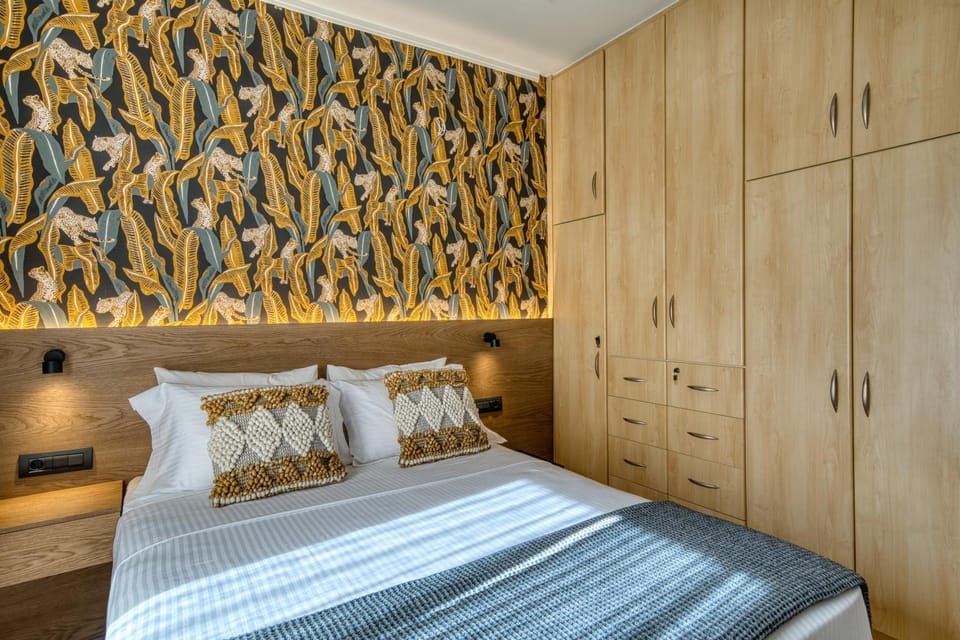 Bed, Bedroom, wardrobe