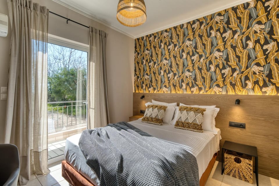 Bed, View (from property/room), Balcony/Terrace, Bedroom
