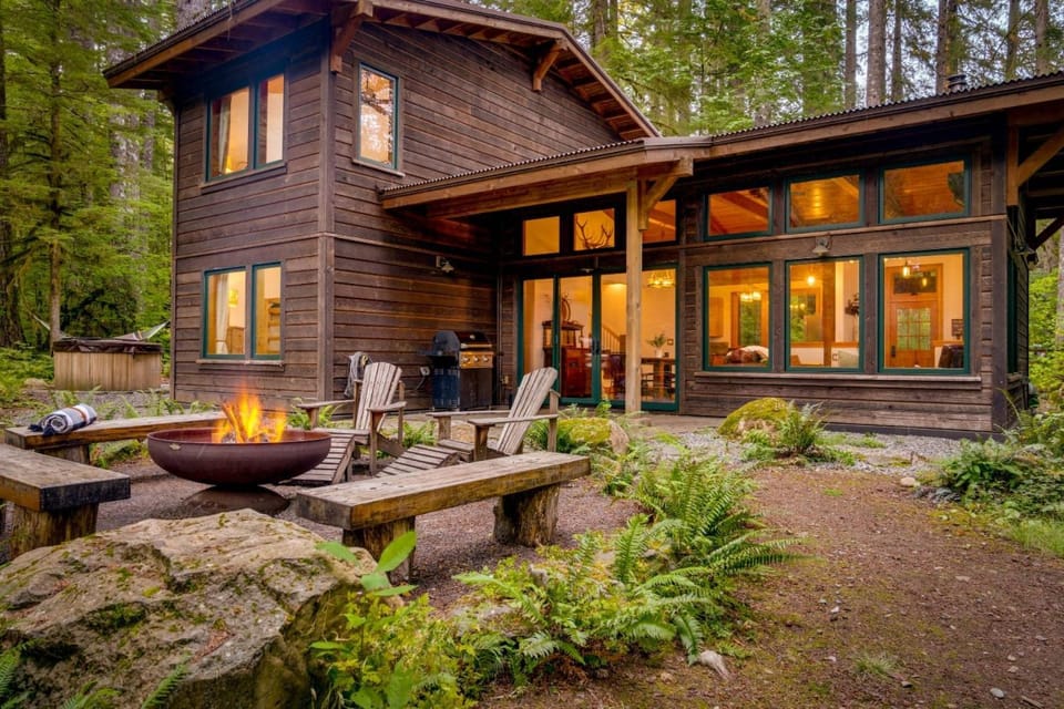 Tamanawas Cabin Cabin in Clackamas County