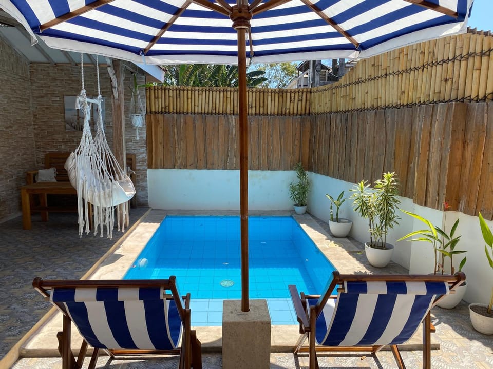 Day, Pool view, Swimming pool, sunbed