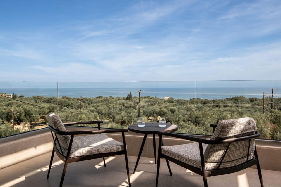 Natural landscape, Balcony/Terrace, Sea view
