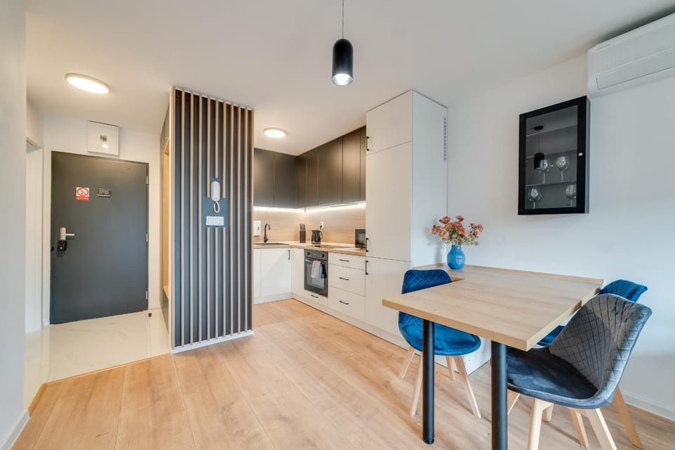 Living room, Seating area, kitchen, kitchen