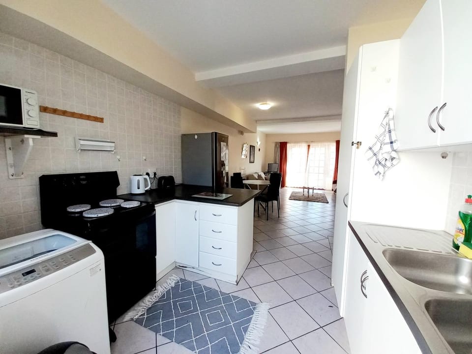 Kitchen or kitchenette, minibar, pet friendly, stove, washing machine
