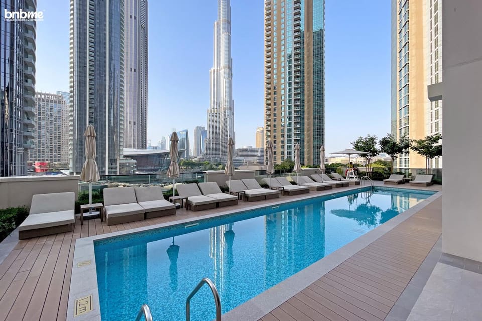 Nearby landmark, City view, Swimming pool, Swimming pool