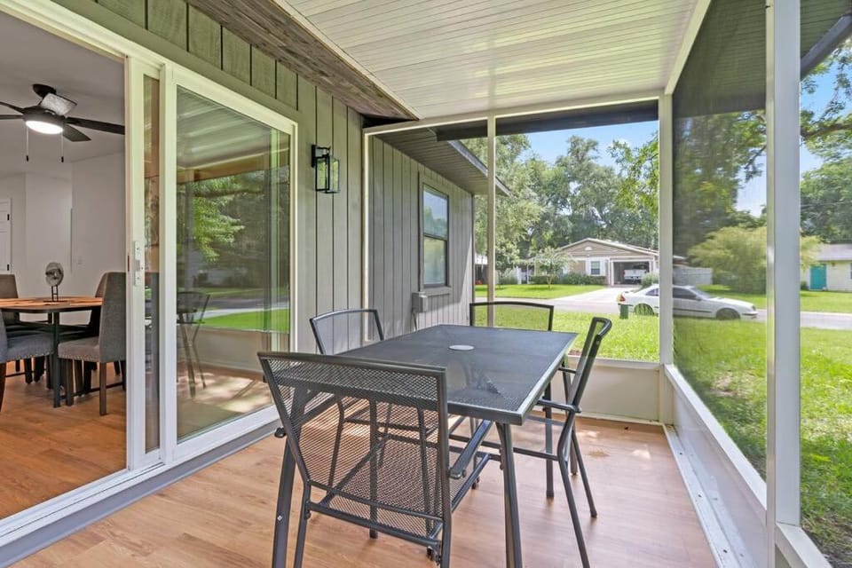Patio, Balcony/Terrace