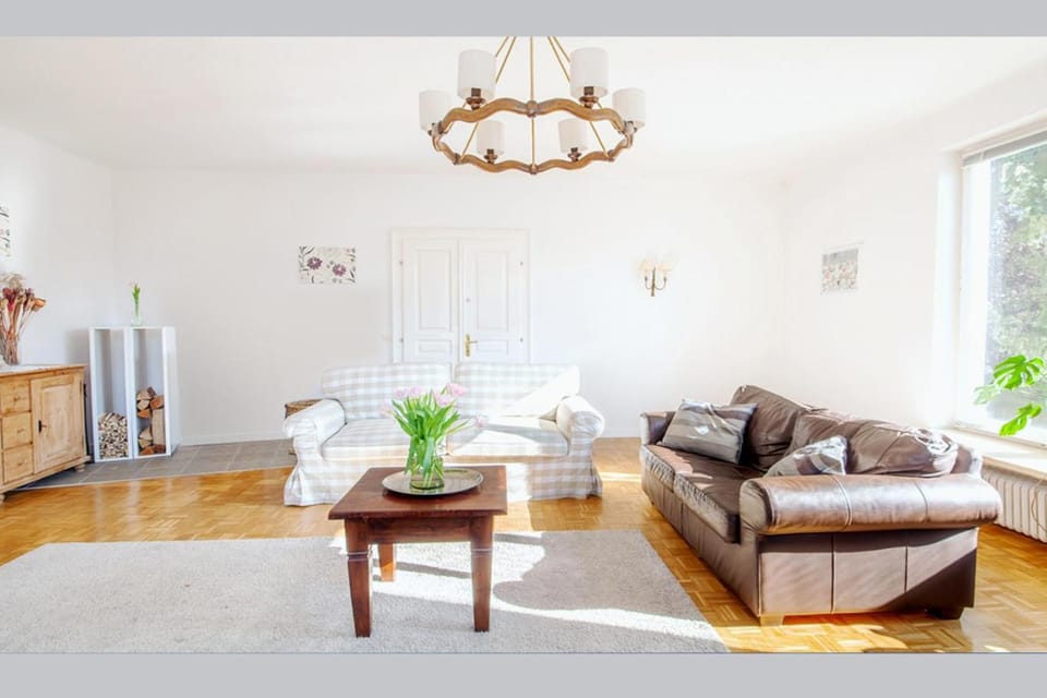 White Villa Apartment in Hungary