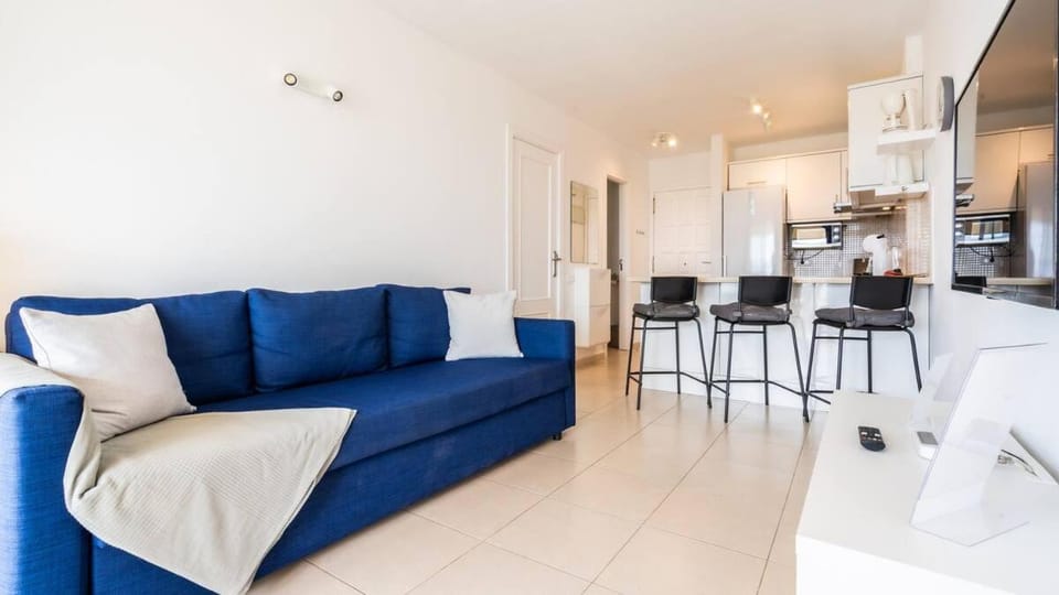 Living room, Lounge or bar