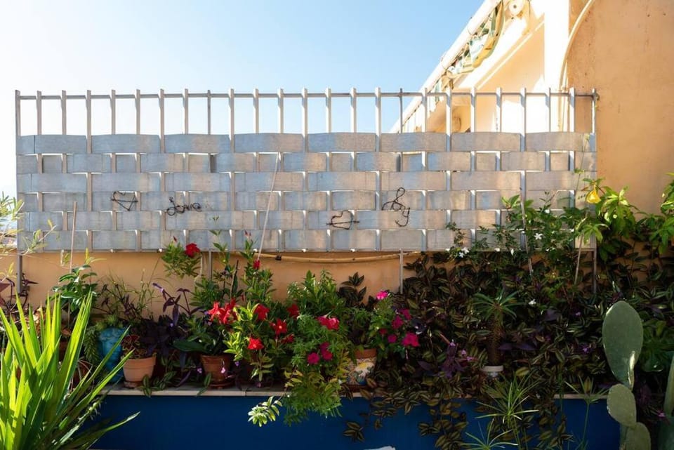 Bella Vista Sant Orsula 2 bedroom View Terrace Historic Center Spacious Apartment Apartment in Sicily