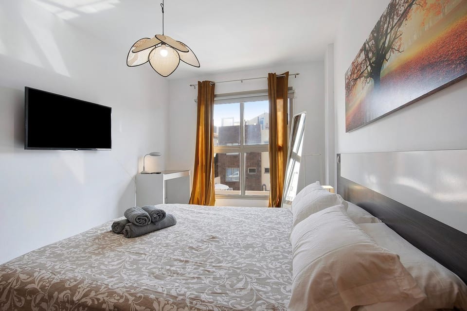 Living room, Bedroom