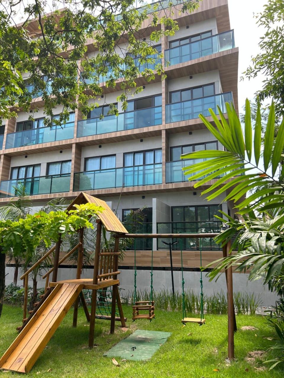 Property building, Natural landscape, Garden, Garden view