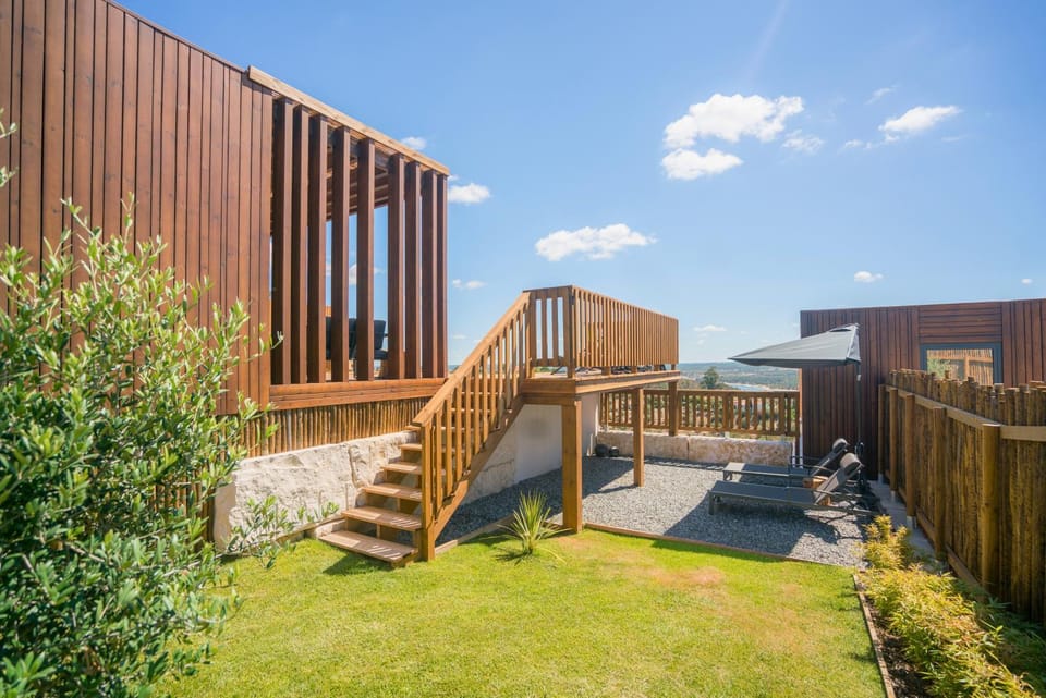 Property building, Garden, Garden view