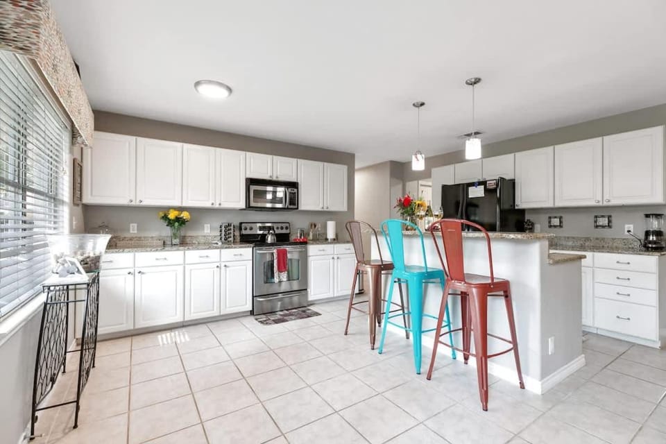Kitchen or kitchenette, kitchen