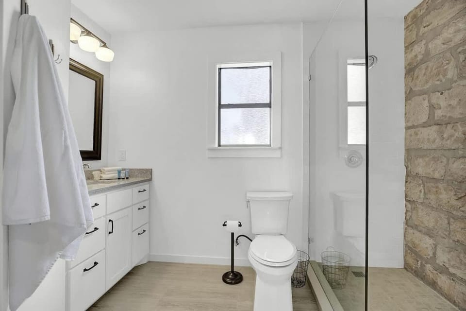 Bathroom, Bath