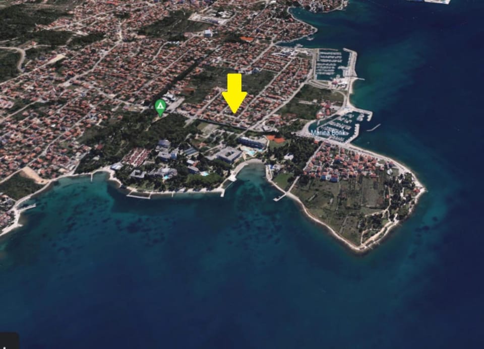 Bird's eye view, Beach