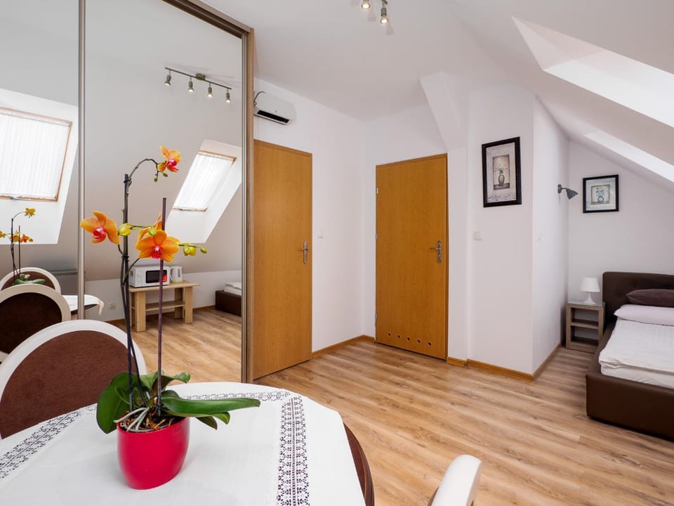 Dom Wczasowy Gallus- pokoje z klimatyzacją Bed and Breakfast in Pomeranian Voivodeship