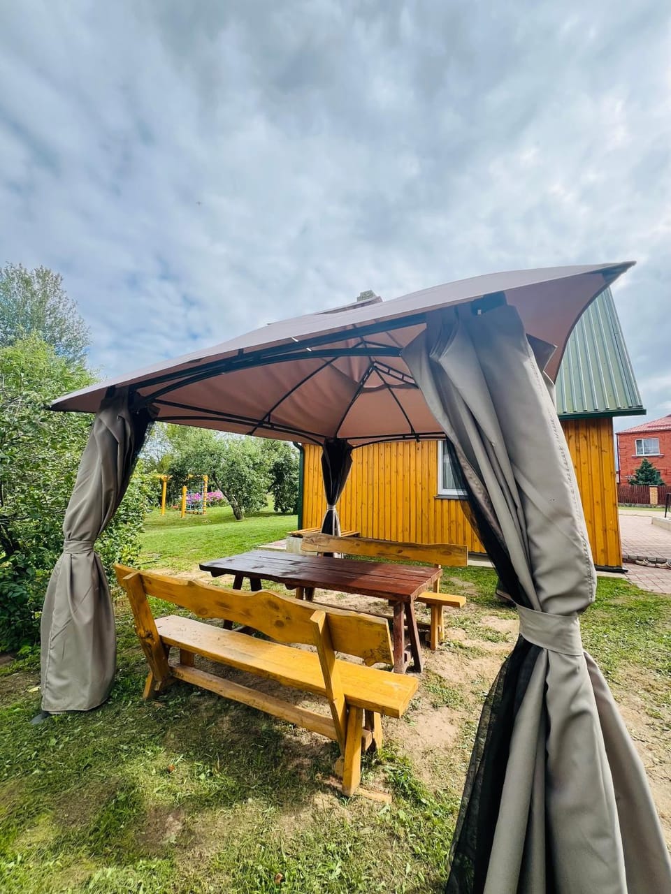 BBQ facilities, Evening entertainment