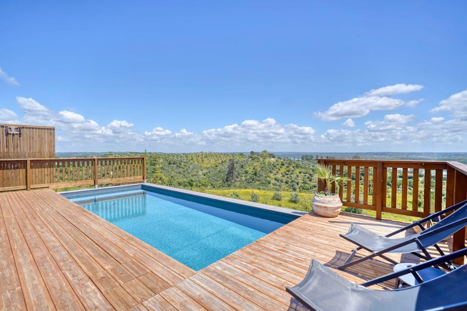 Patio, Natural landscape, View (from property/room), Balcony/Terrace, Pool view, Swimming pool, sunbed