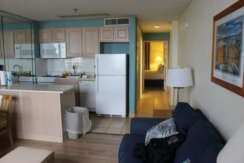 Kitchen or kitchenette, oven, stove