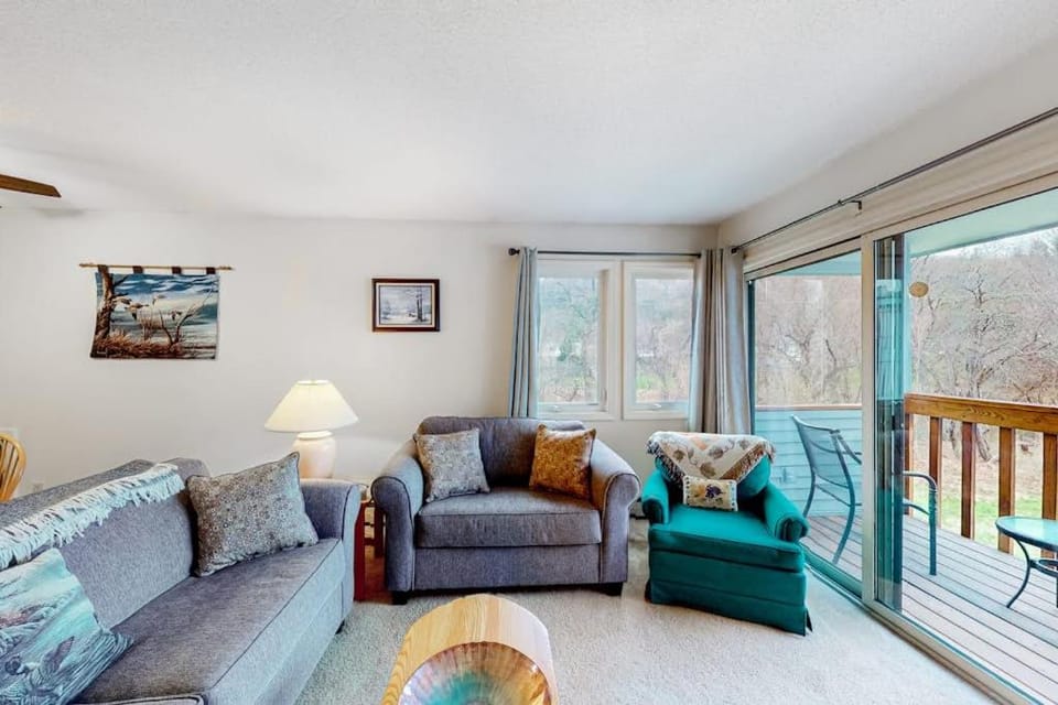 Brookhaven B7 Apartment in Ludlow