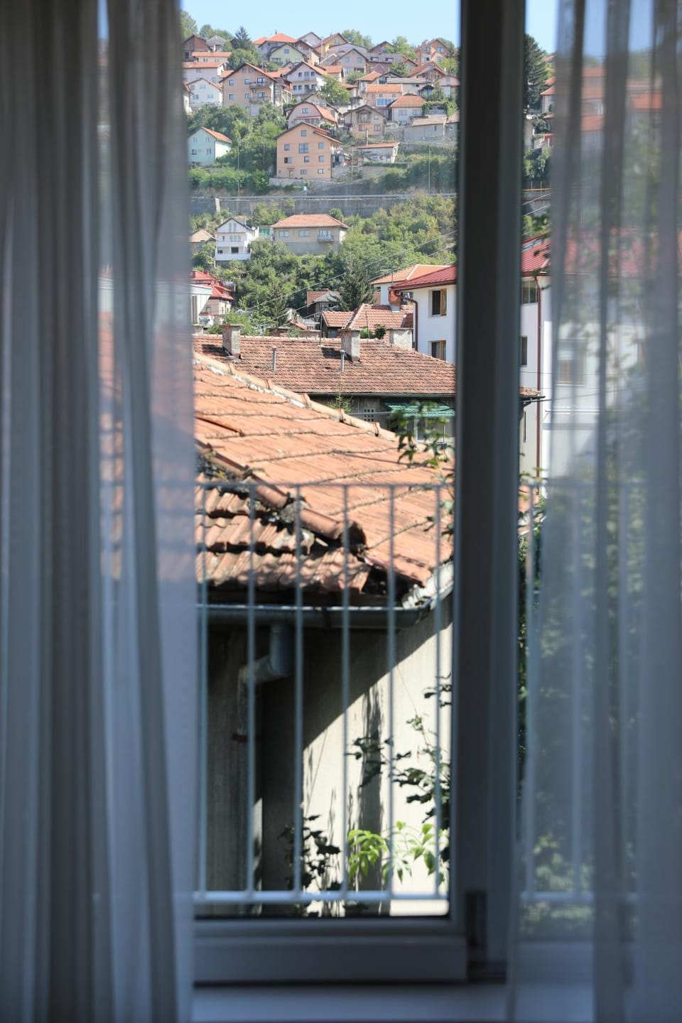 Property building, Day, View (from property/room), Balcony/Terrace, City view