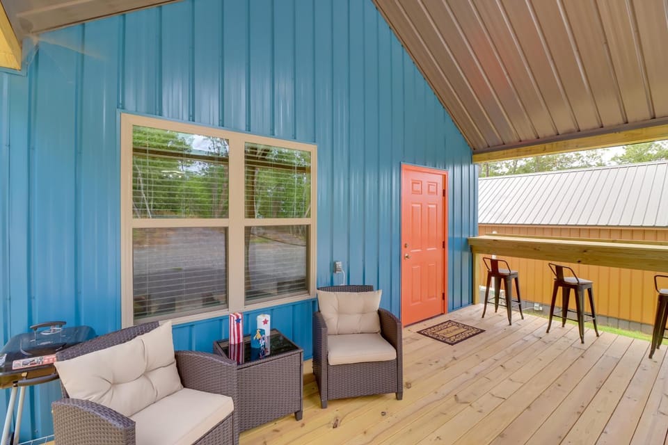 Beautiful Studio Cabin Near Greers Ferry Lake! Cabin in Greers Ferry Lake