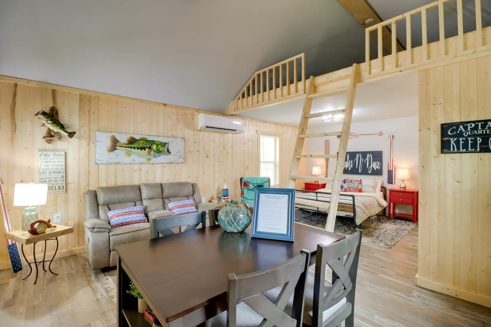 Beautiful Studio Cabin Near Greers Ferry Lake! Cabin in Greers Ferry Lake