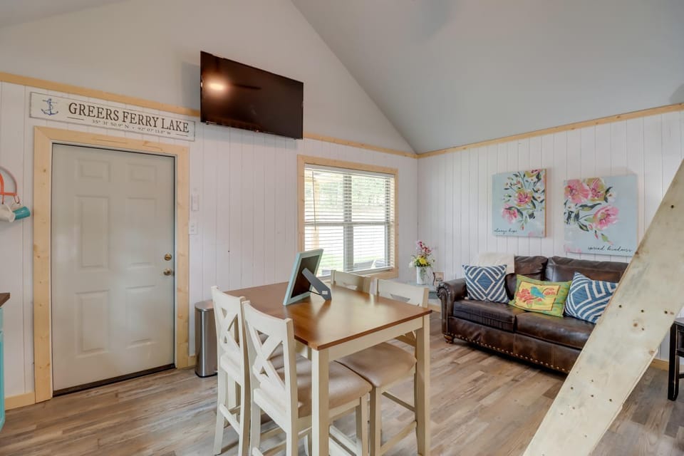Studio Cabin in Higden: Boating, Fishing & More! Cabin in Greers Ferry Lake