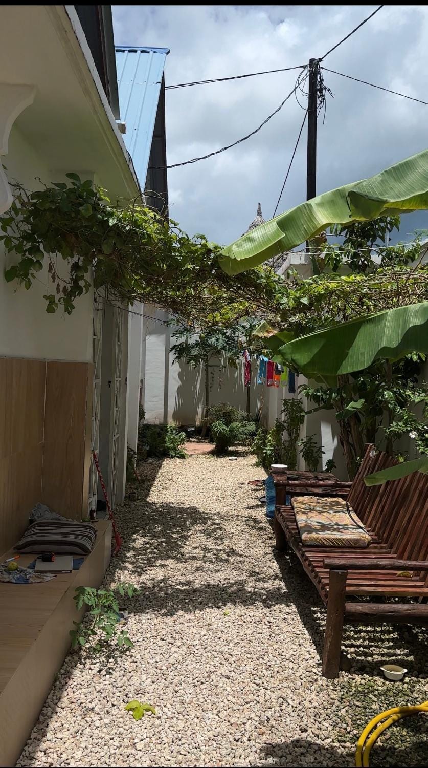 Inner courtyard view