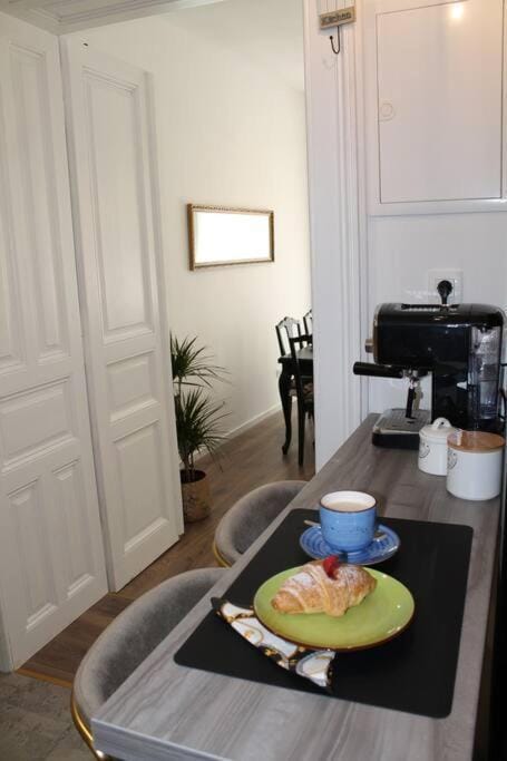 Coffee/tea facilities, Kitchen or kitchenette