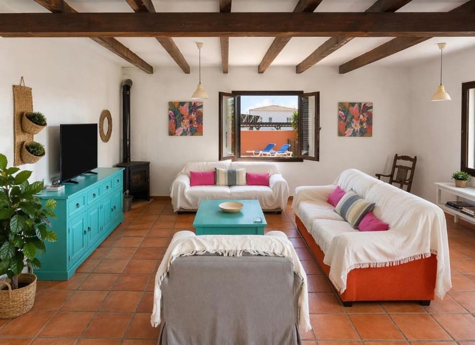Agradable casa de playa con piscina. El Palmar House in El Palmar de Vejer
