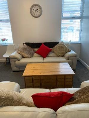 Apartments on Albert Road with free parking Apartment in Blackpool