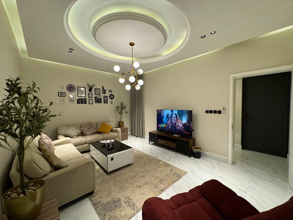 شقة فاخرة غرفة وصالة بالعارض دخول ذاتي ١٢ Apartment in Riyadh