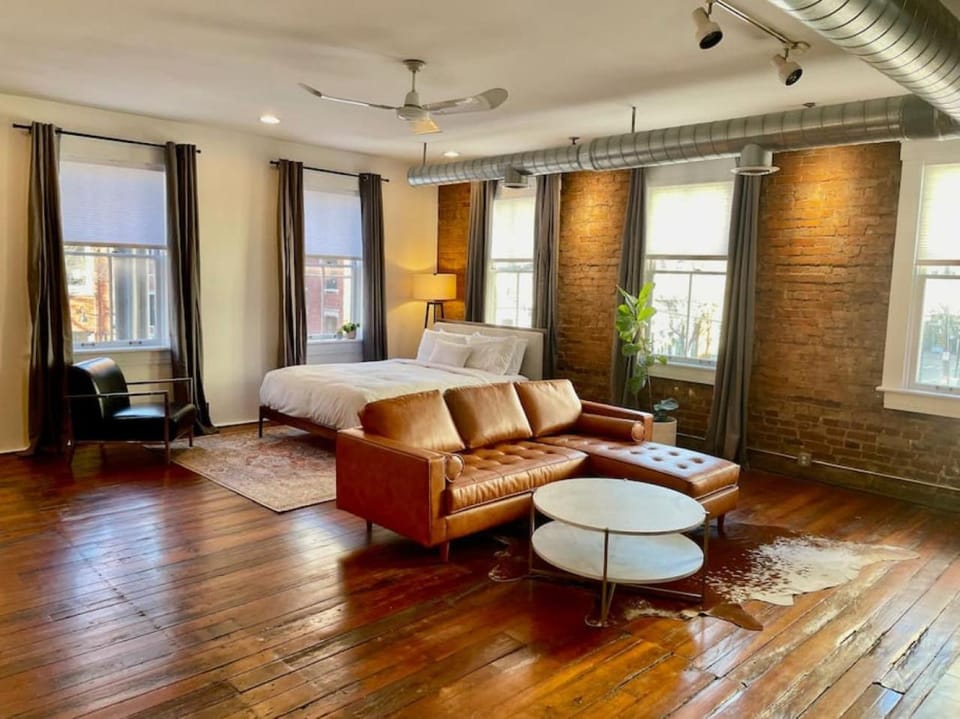 Loft in the heart of Over-The-Rhine Apartment in Over The Rhine