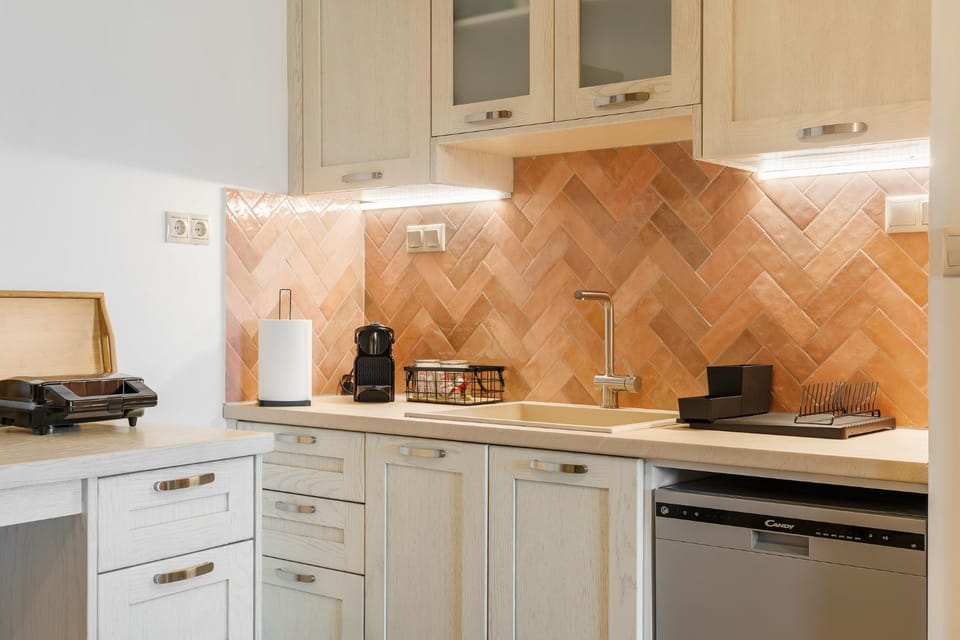 Coffee/tea facilities, Kitchen or kitchenette