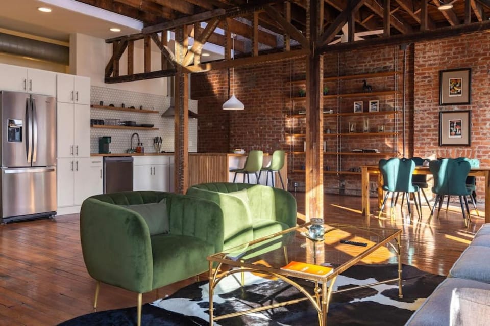 Stunning Loft in the heart of OTR Apartment in Over The Rhine