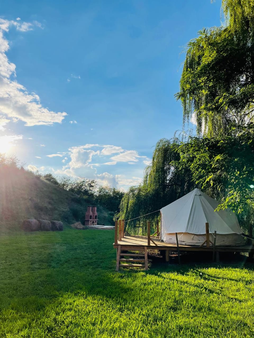 WINE ROAD GLAMPING Luxury tent in Timiș County