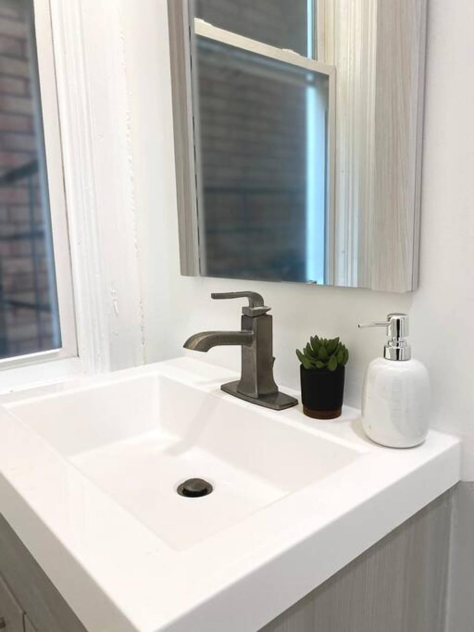 Explore Downtown from Adorable Mount Adams House in Cincinnati