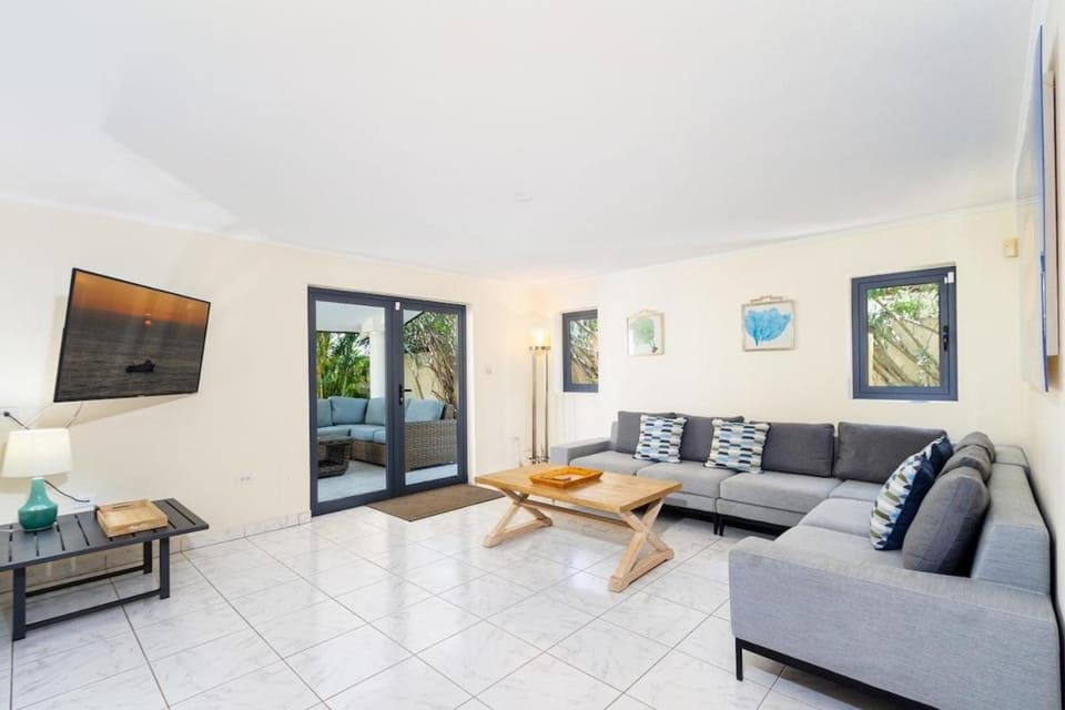 Koyari 36-F House in Noord