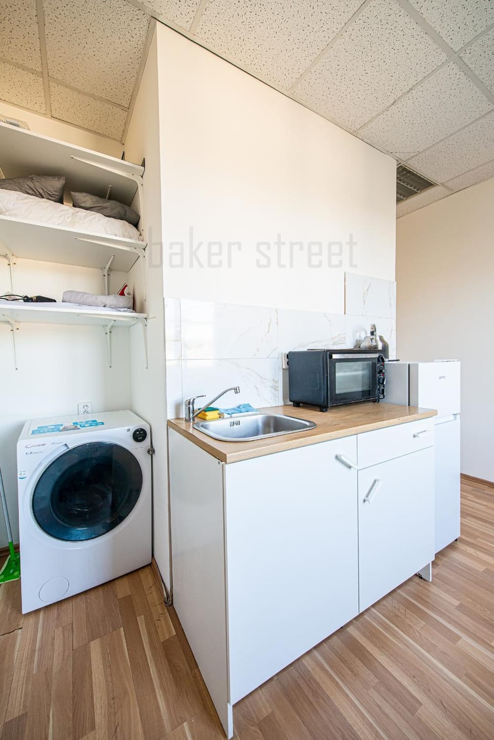 Snug room close to metro Palmovka Apartment in Prague