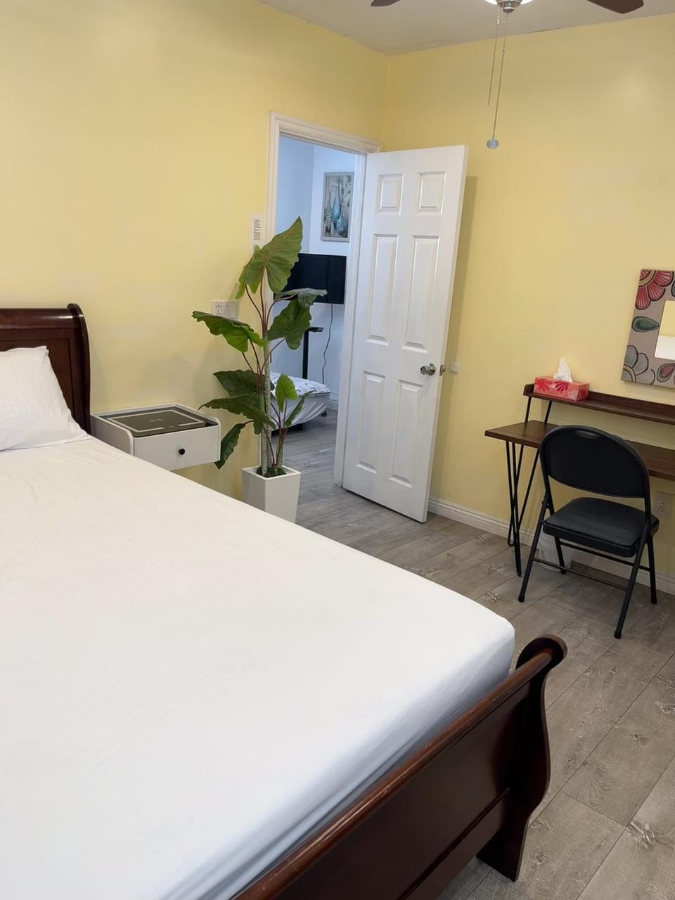 cozy & Quiet Tow Bed & one bath House in Rosemead