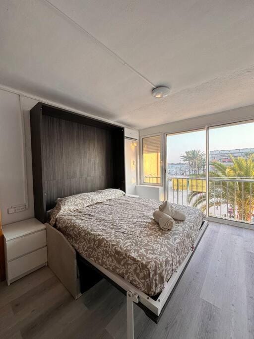 A pie de PLAYA Apartment in La Pineda